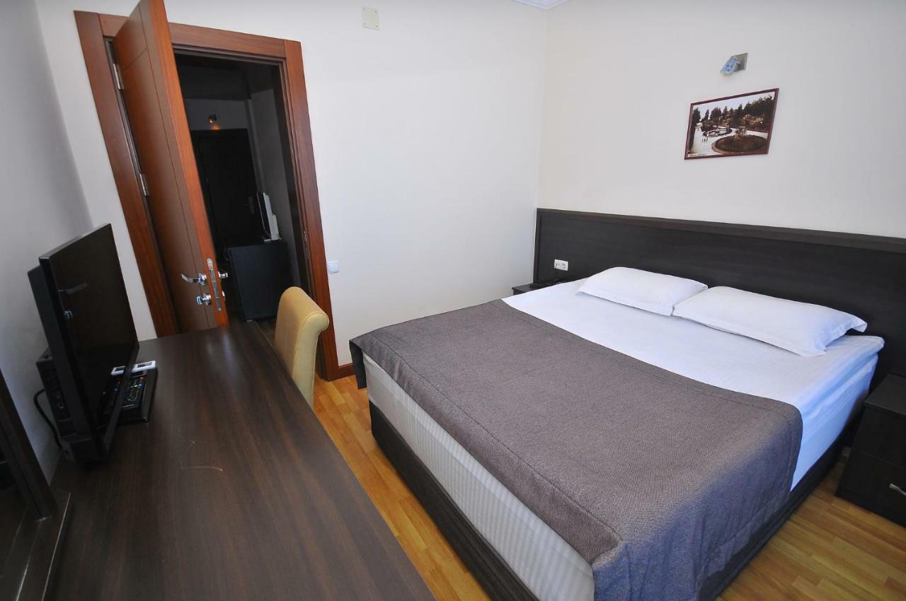 Hotel Neptun Kvariati Zewnętrze zdjęcie