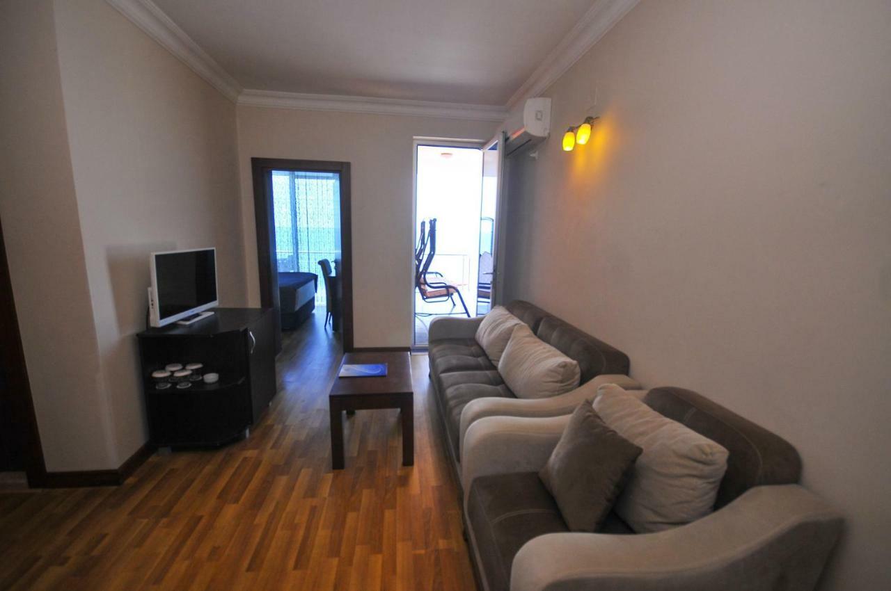 Hotel Neptun Kvariati Zewnętrze zdjęcie