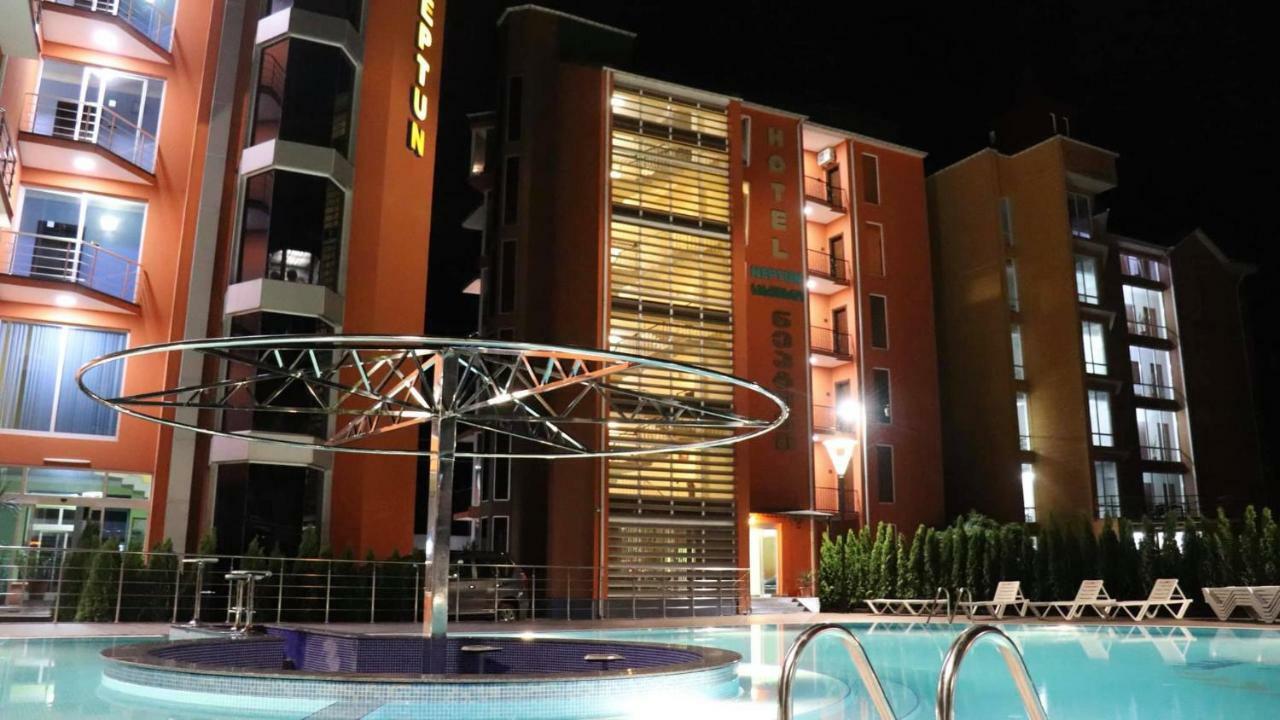 Hotel Neptun Kvariati Zewnętrze zdjęcie