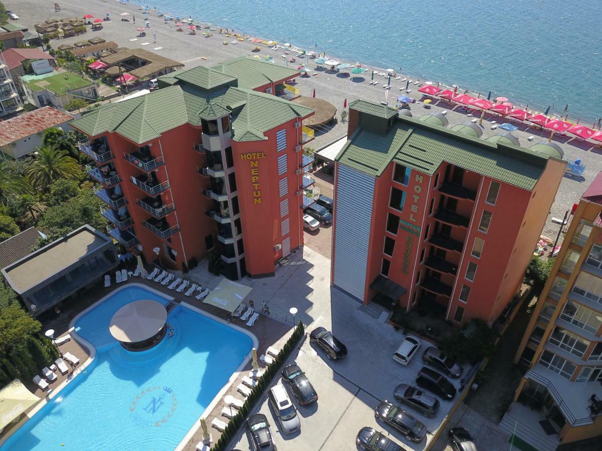 Hotel Neptun Kvariati Zewnętrze zdjęcie